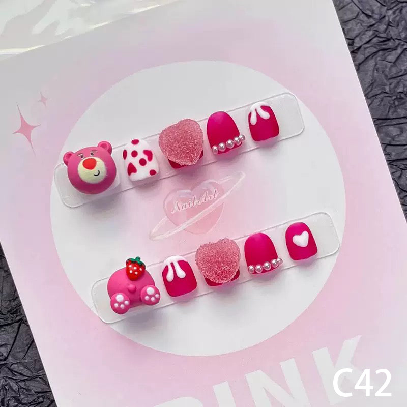 3D Pink Bear & Heart Short Round