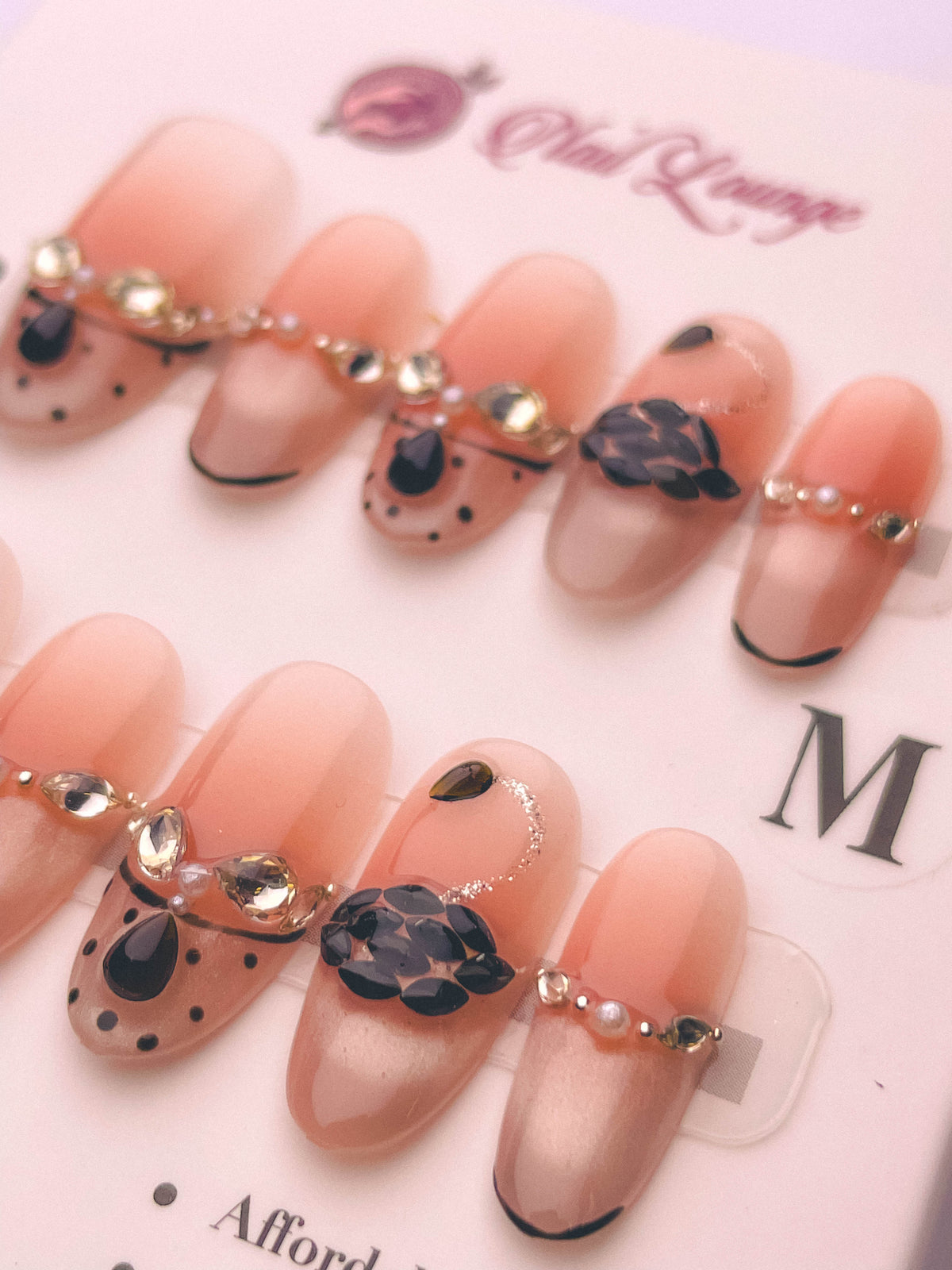 Everlasting Fragrance Press-On Acrylic Nails – Short Oval Shape