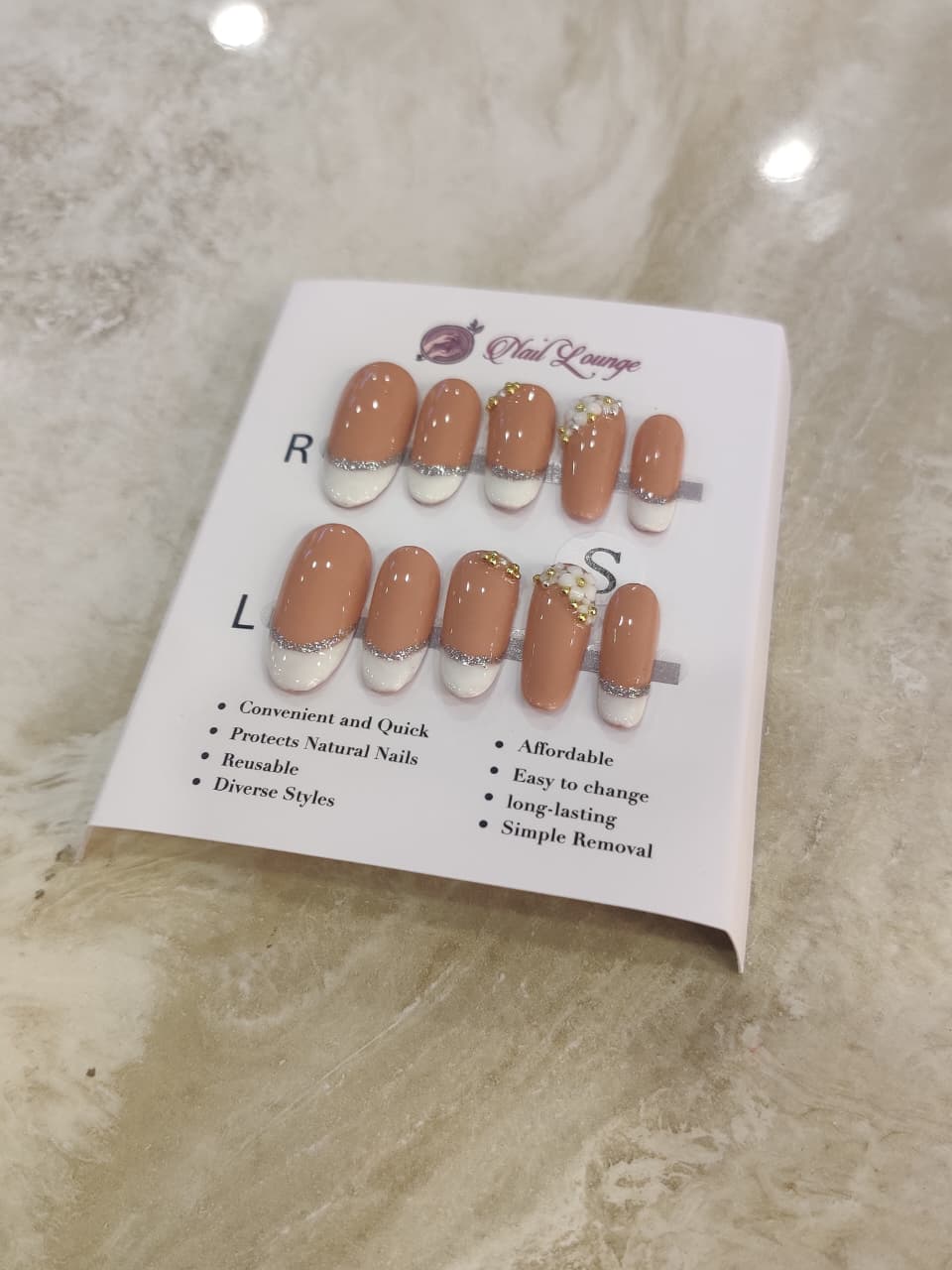 Nude Blossom French – Round