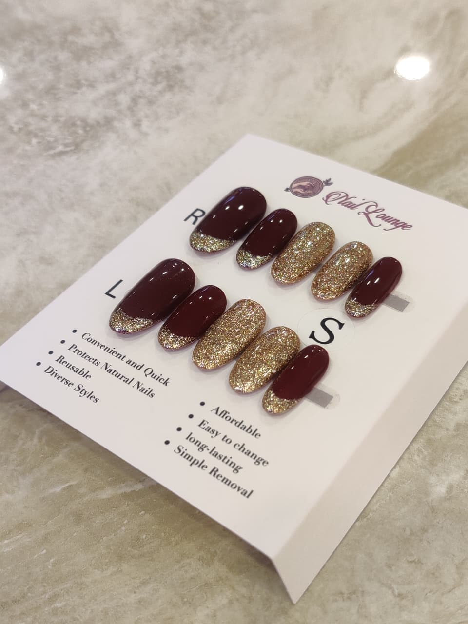 Wine & Gold – Almond